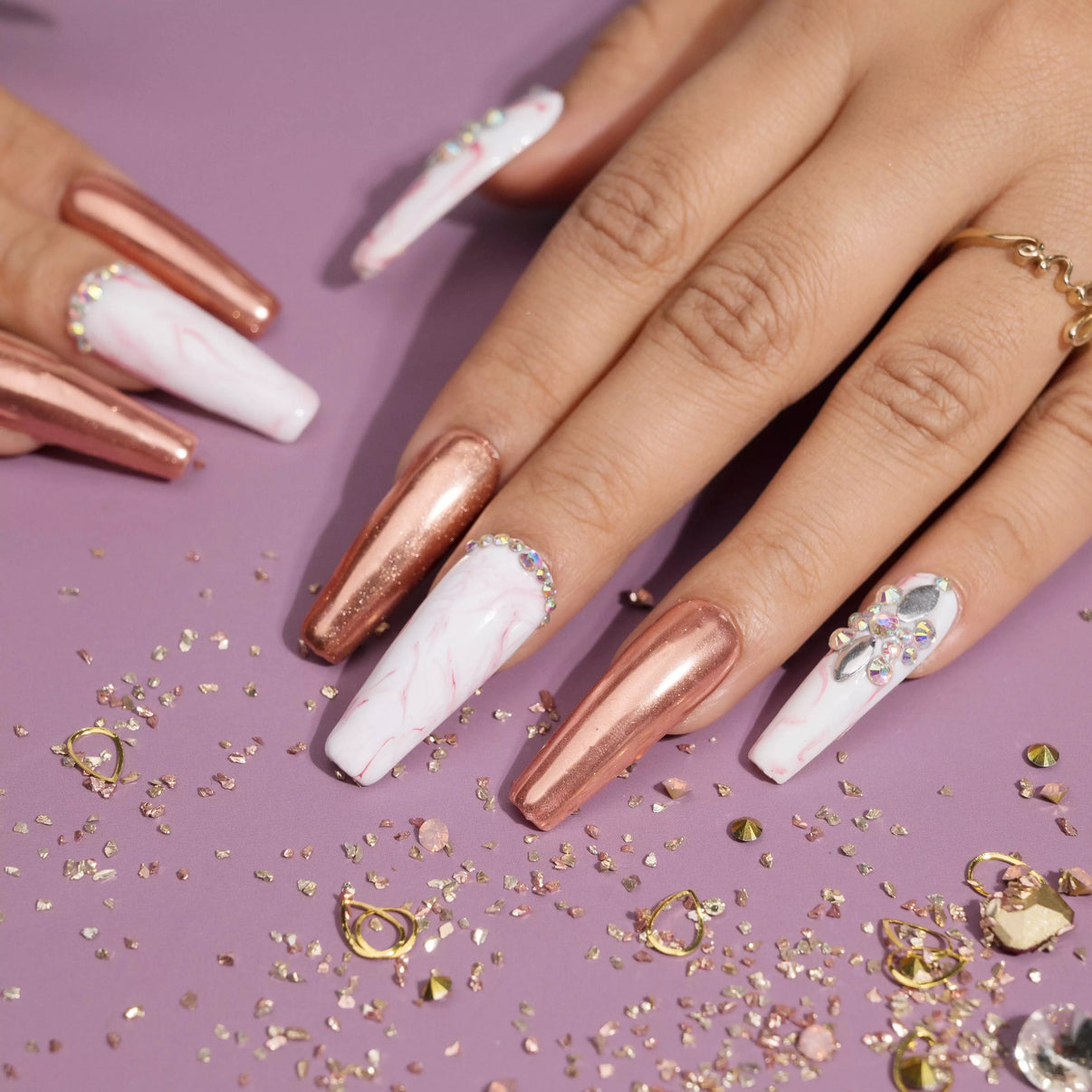 Chrome Metallica Bejeweled Presson Nails Set