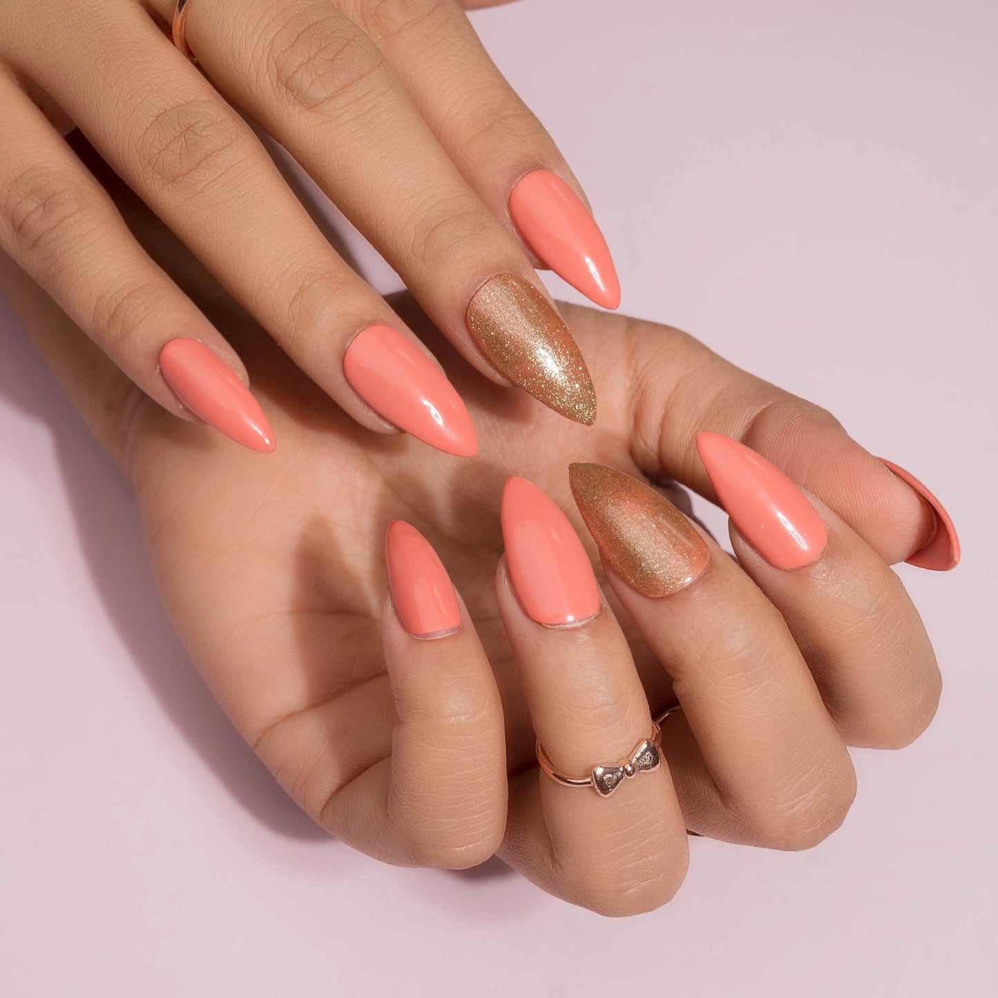 Strong Glitter Game Press-on Nail Set