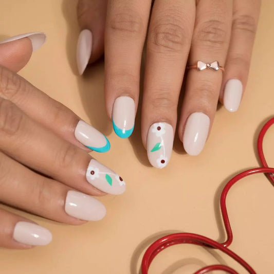 Floral Desi Nude Nails Press-on Nails Set