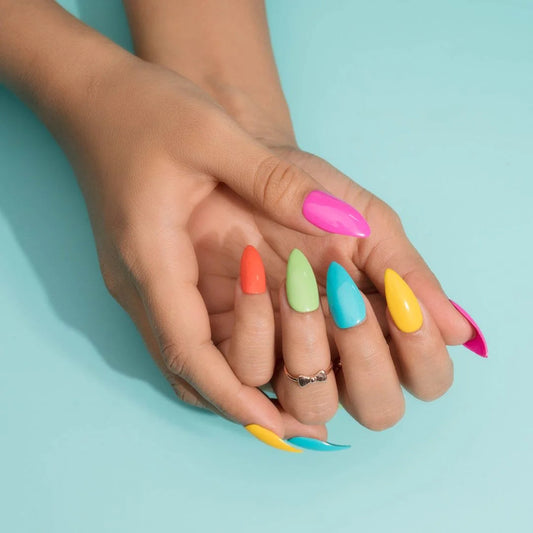 Colour Splash – All the Way Rainbow Press-On Nails Set