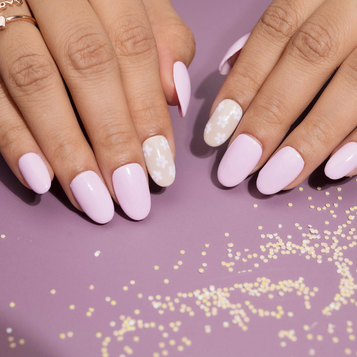 Floral Purple Lavender Daisies Artificial Nails Set