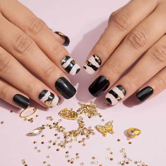 Black Nails Foil Press-on Nails Set