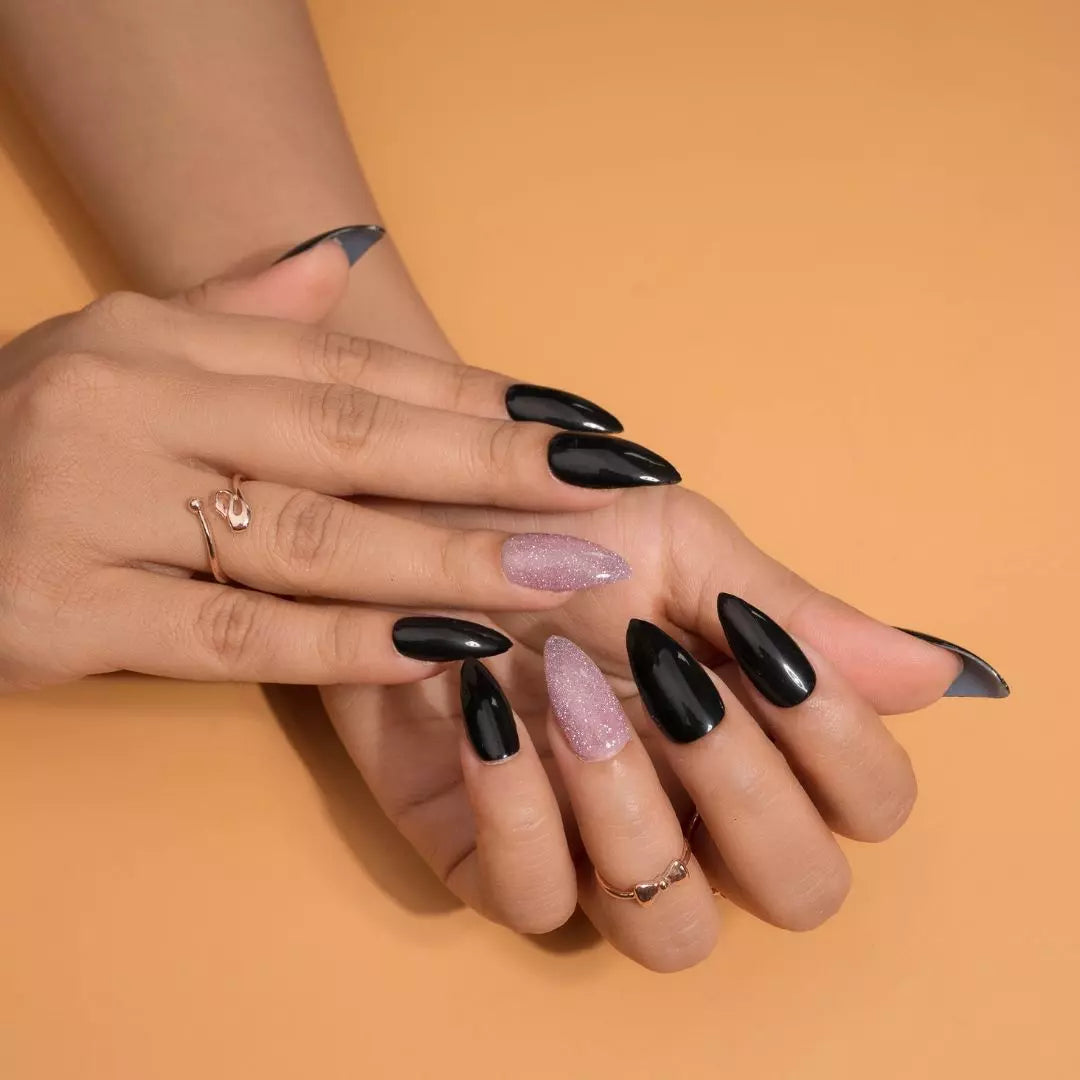 Glossy Black Reflective Glitter Press-on Nails Set
