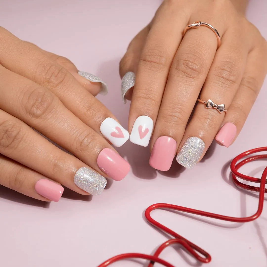 Glitter Cute Pink Artificial Press-on Nails